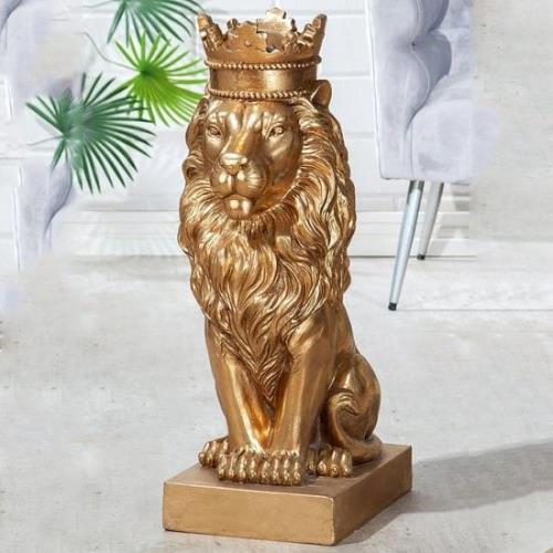 Terrell Magnesia Lion Sculpture In Gold